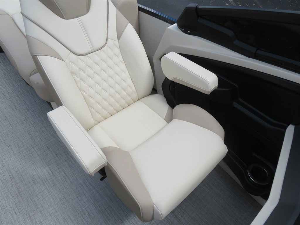 2026 Avalon 27 Excalibur LTD QL - $249,900