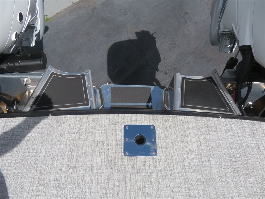 2026 Avalon 27 Excalibur LTD QL - $249,900