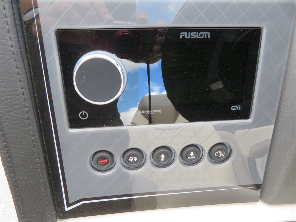 2026 Avalon 27 Excalibur LTD QL - $249,900