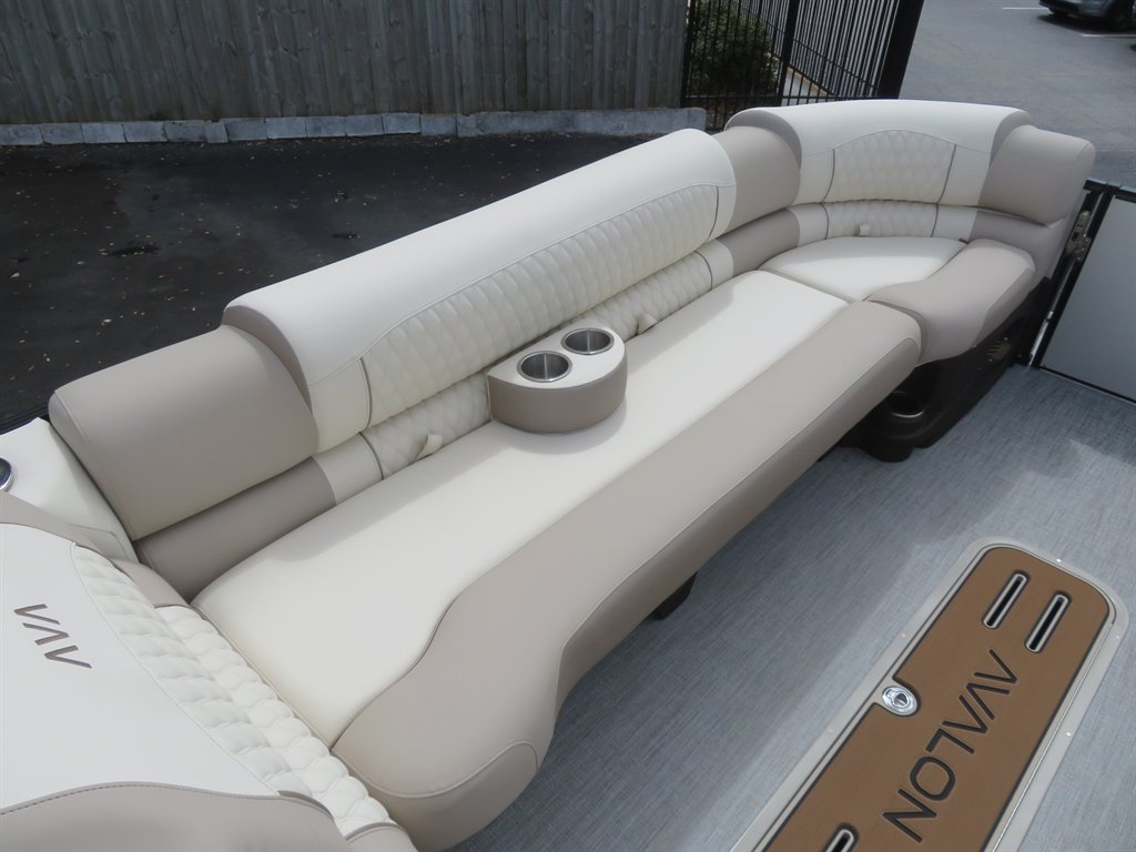 2026 Avalon 27 Excalibur LTD QL - $249,900