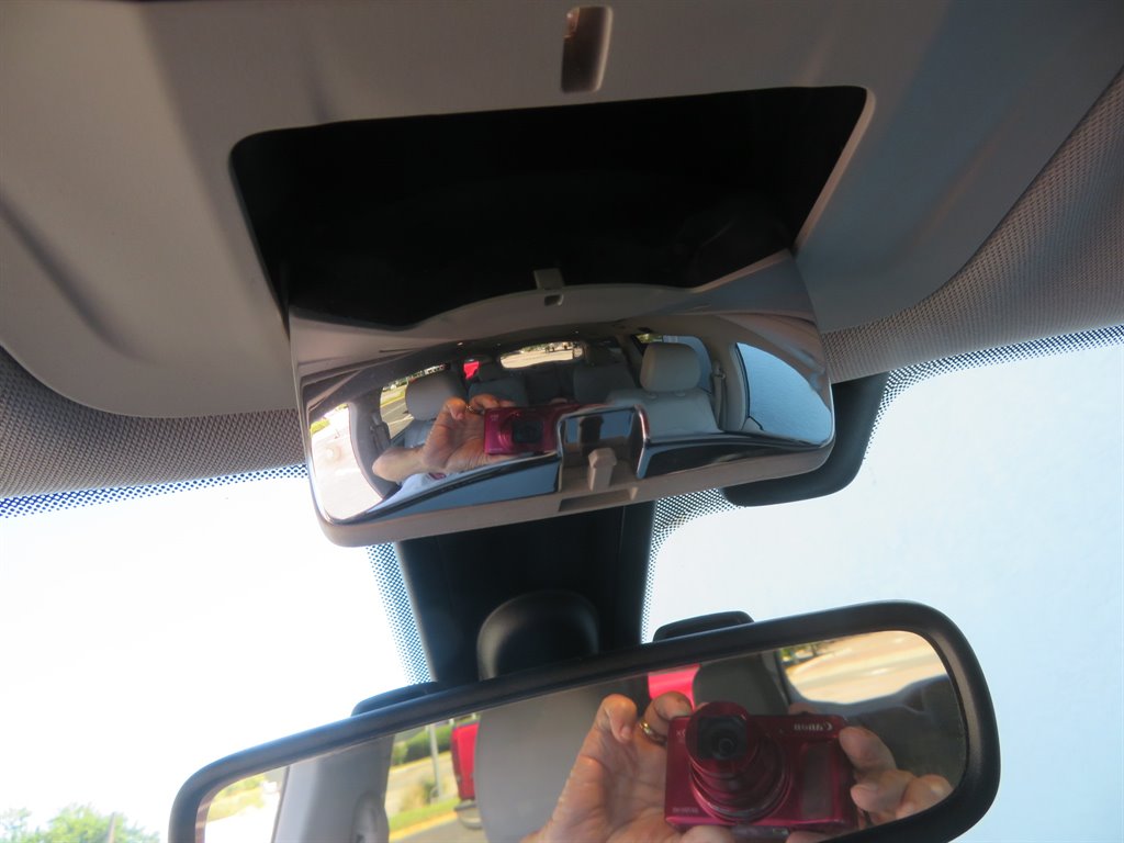 2017 Chrysler Pacifica - $11,900
