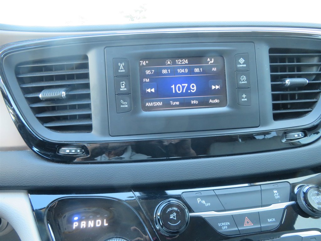 2017 Chrysler Pacifica - $11,900