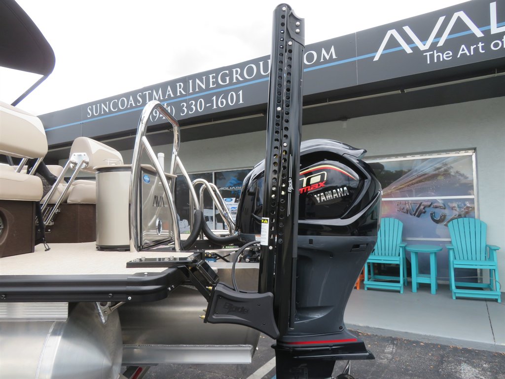 2027 AVALON LSZ Quad Lounger Shi