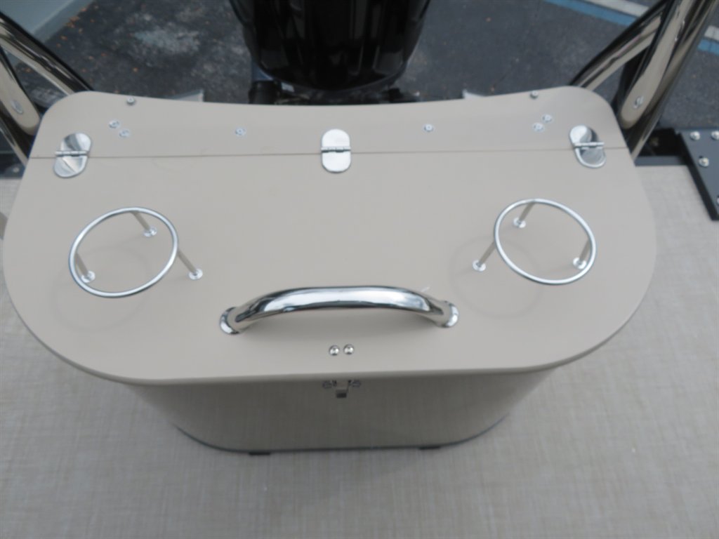 2027 AVALON LSZ Quad Lounger Shi