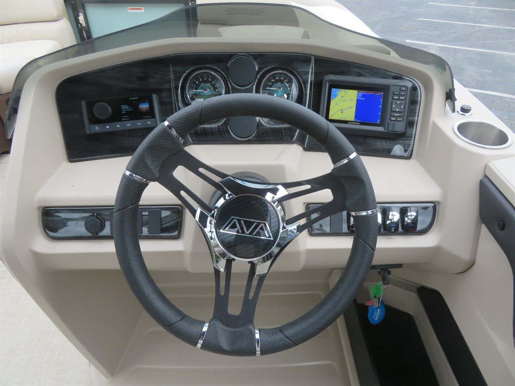 2027 AVALON LSZ Quad Lounger Shi