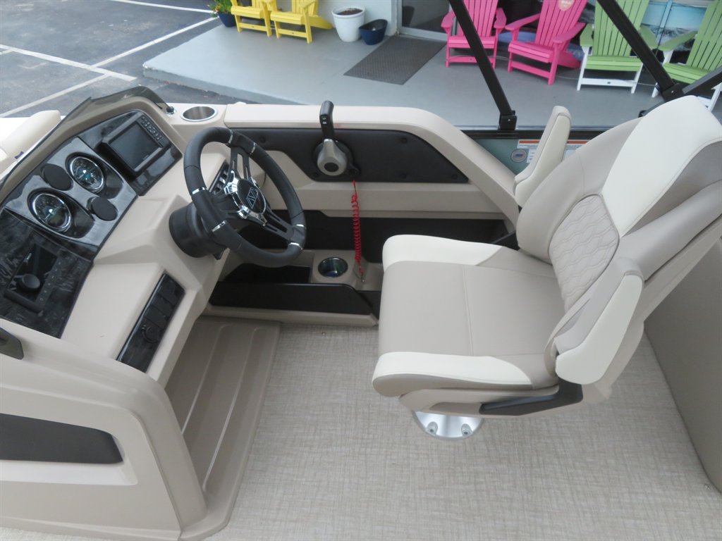 2027 AVALON LSZ Quad Lounger Shi