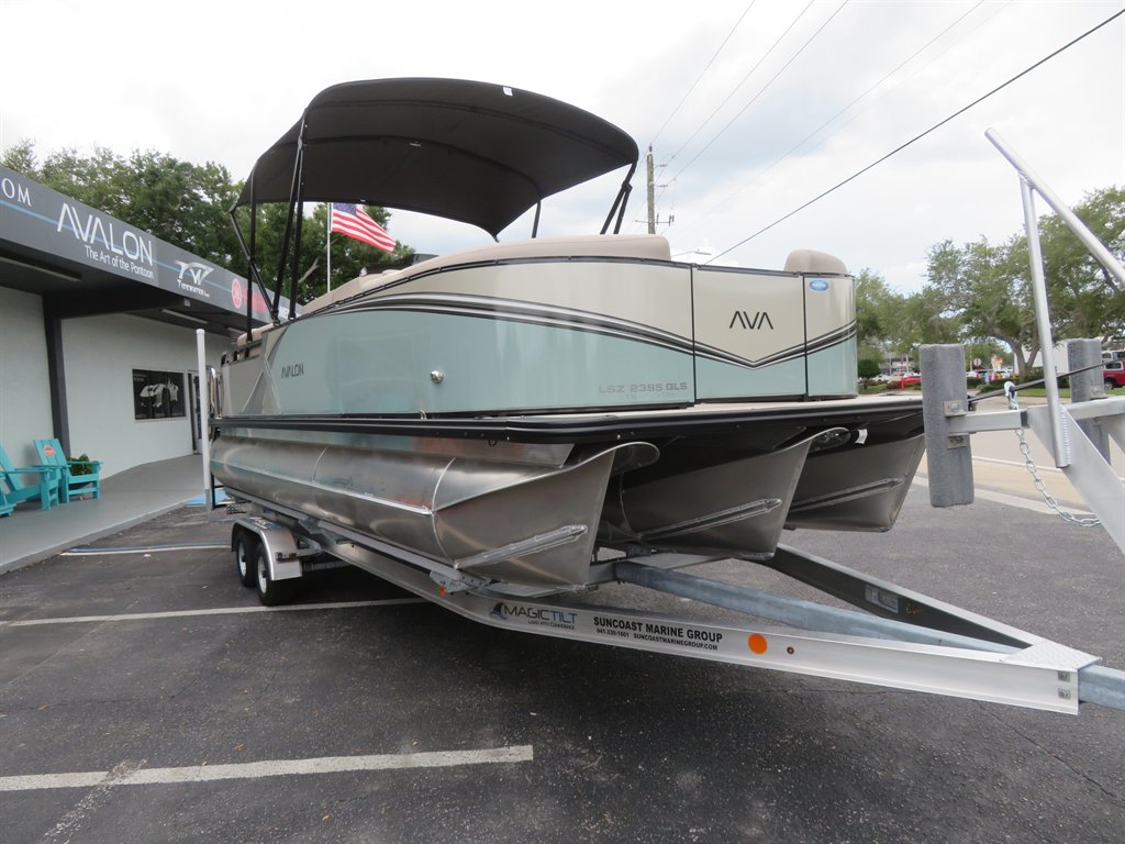 2027 AVALON LSZ Quad Lounger Shi