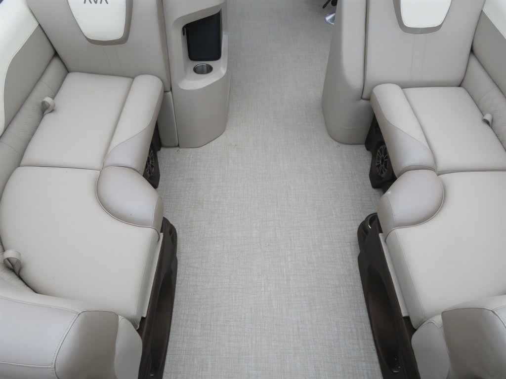 2027 AVALON LSZ Quad Lounger Shi
