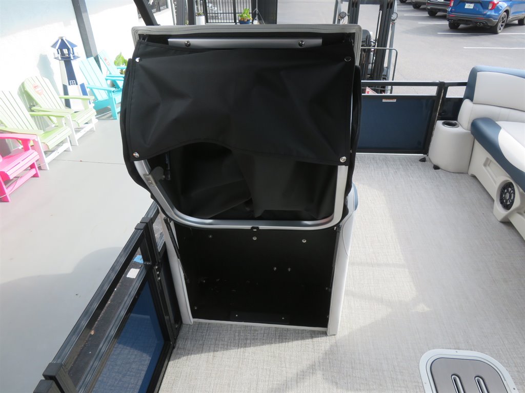 2026 Avalon 23 Venture 85 RF - $74,900