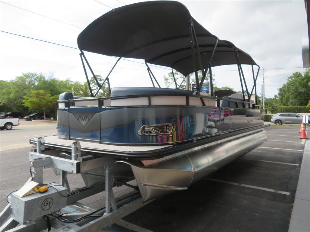 2026 Avalon 23 Venture 85 RF - $74,900
