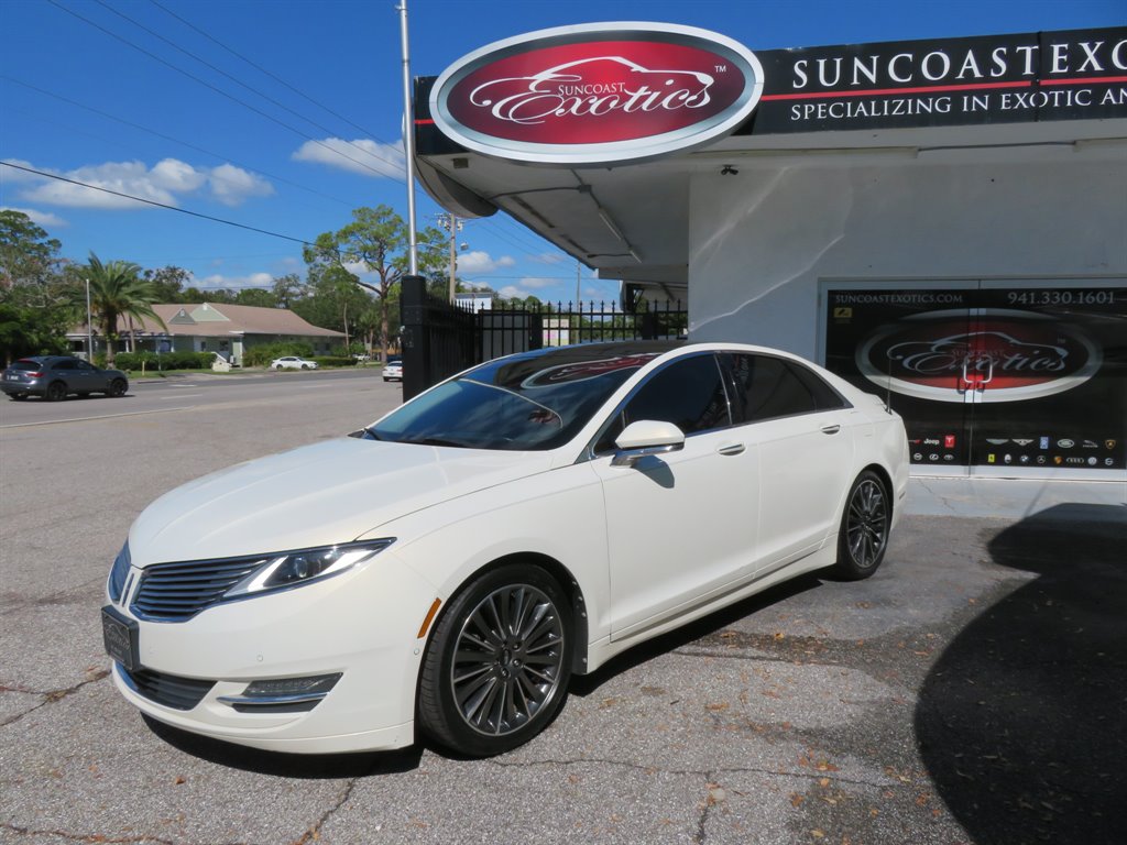 2013 Lincoln MKZ photo