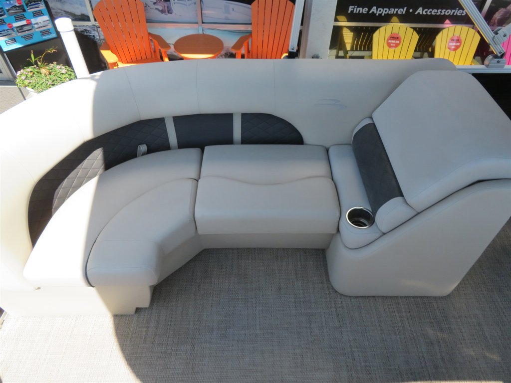 2018 Bennington 23 Ssrxp - $29,900