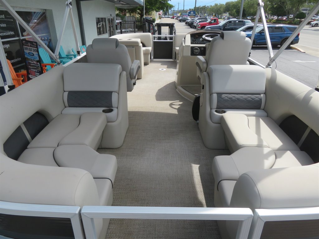 2018 BENNINGTON 23 SSRXP - $35,900