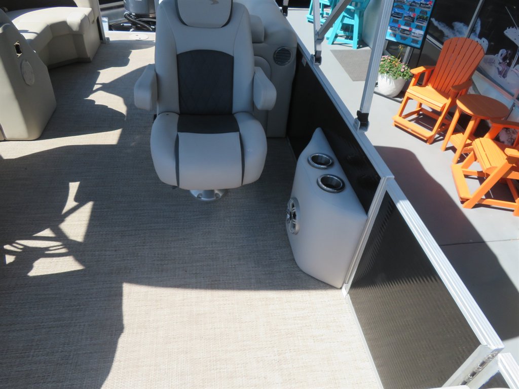 2018 Bennington 23 Ssrxp - $29,900