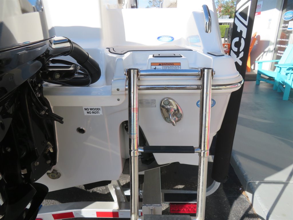 2021 Chevrolet Express 3500 3500 photo