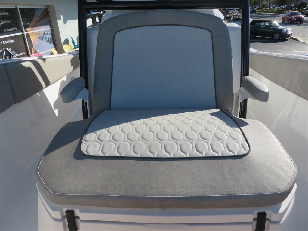 2021 Chevrolet Express 3500 3500 photo