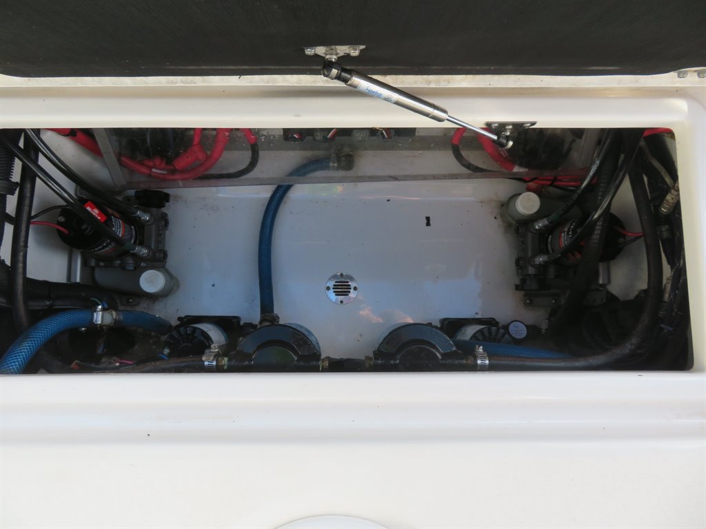 2021 Chevrolet Express 3500 3500 photo