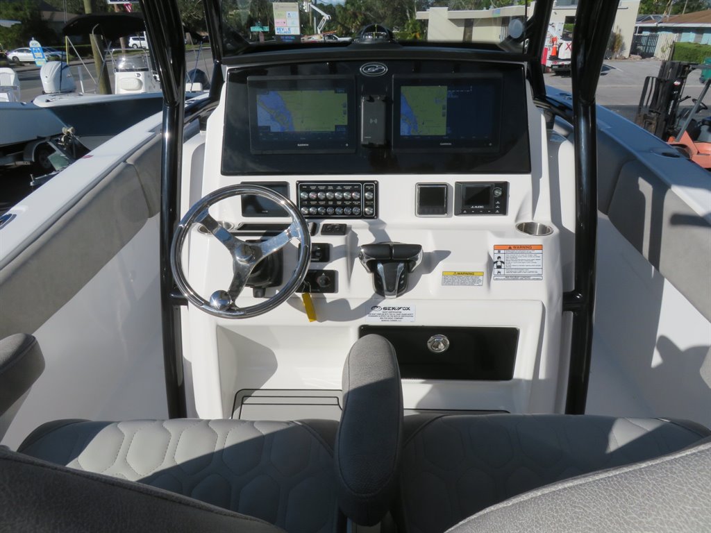 2021 Chevrolet Express 3500 3500 photo
