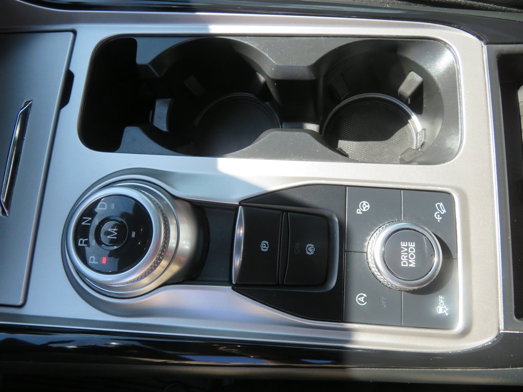 2021 Ford Explorer - $34,995