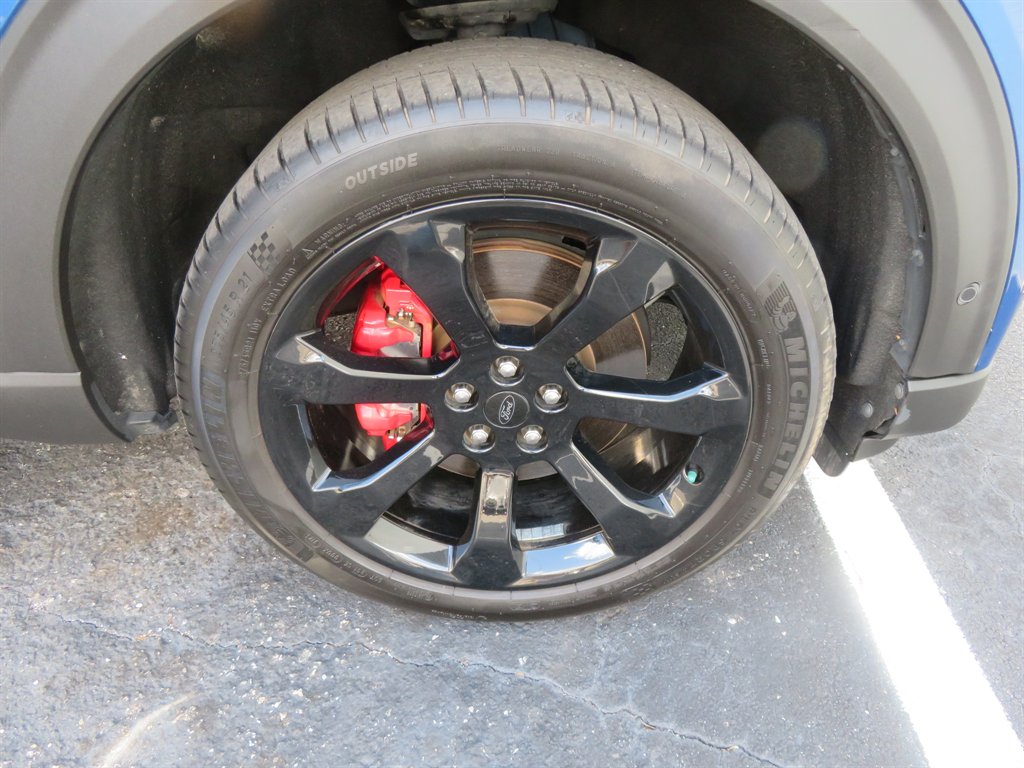 2021 Ford Explorer - $34,995