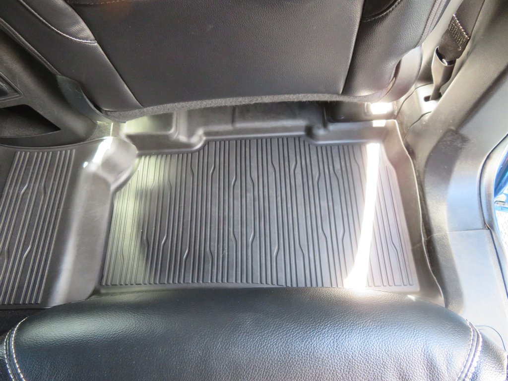 2021 Ford Explorer - $34,995