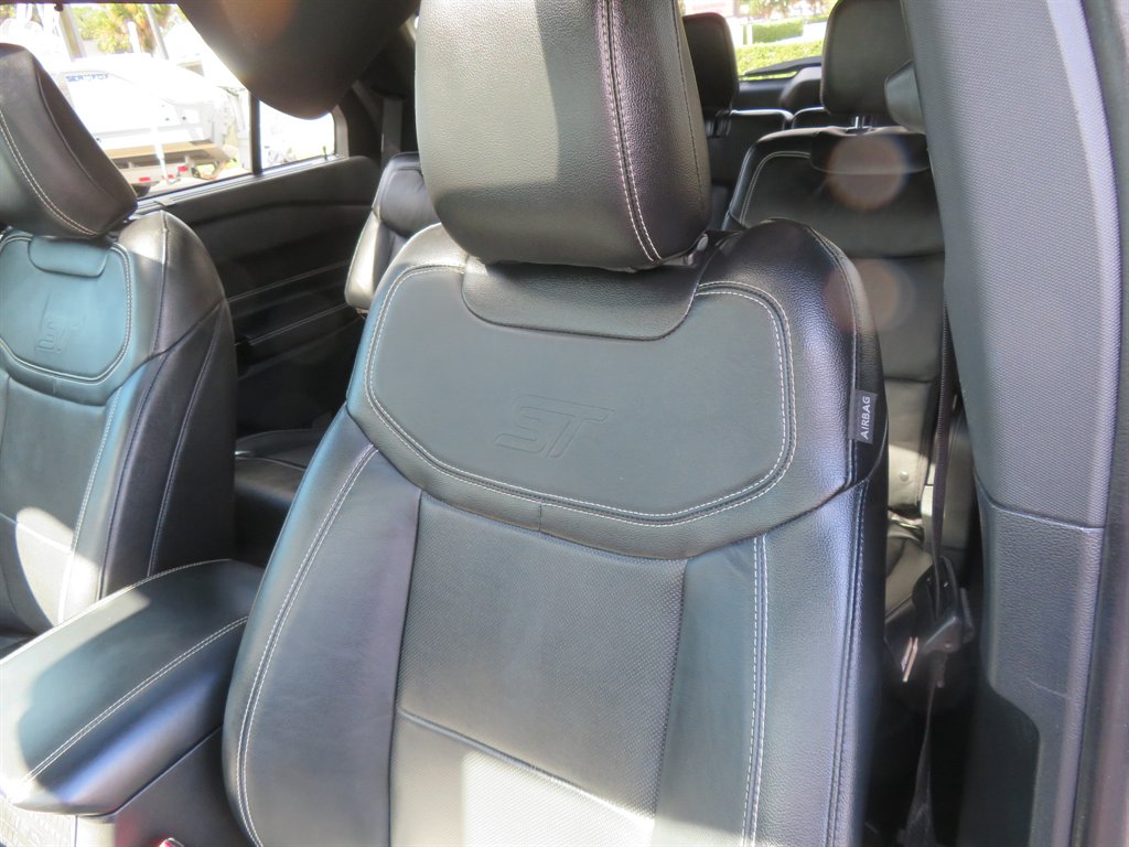 2021 Ford Explorer - $34,995