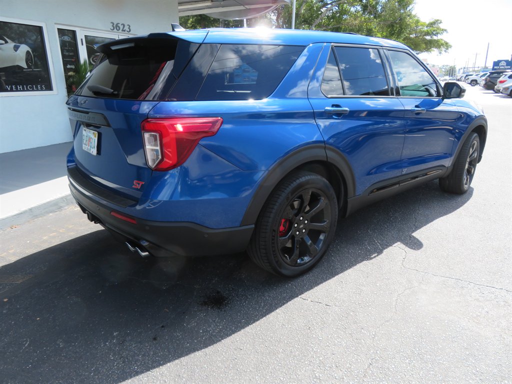 2021 Ford Explorer - $34,995