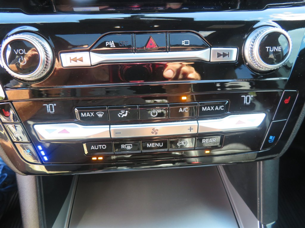 2021 Ford Explorer - $34,995