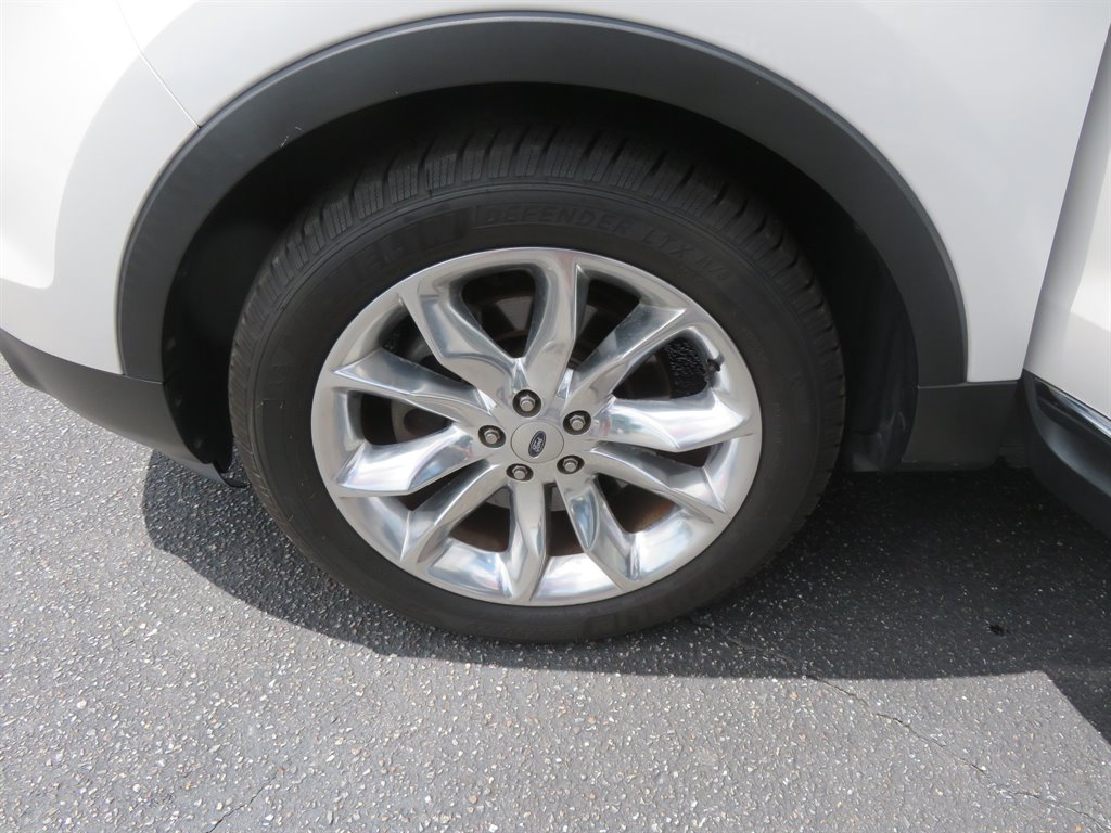 2013 Ford Explorer Limited photo