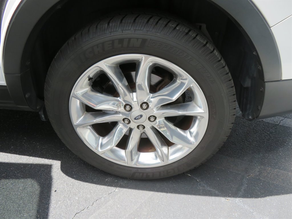 2013 Ford Explorer Limited photo