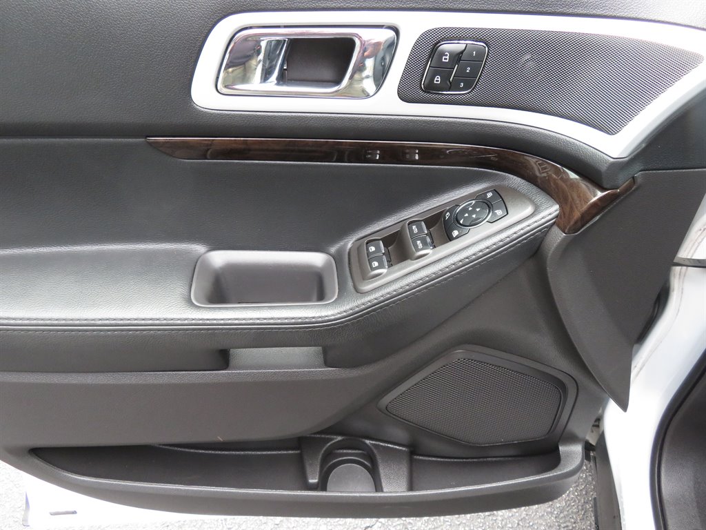 2013 Ford Explorer Limited photo