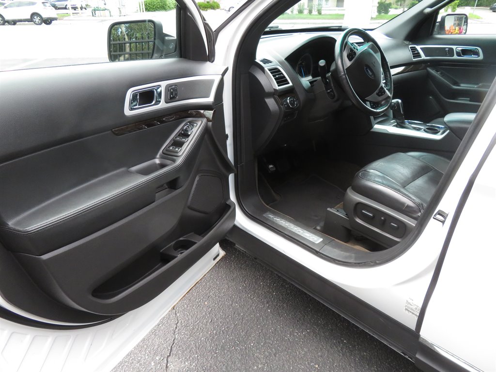 2013 Ford Explorer Limited photo
