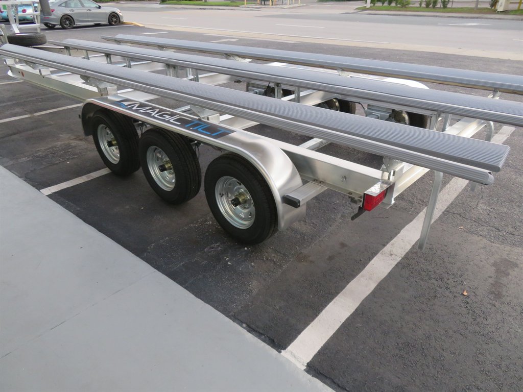 2026 MAGIC TILT TRAILERS Magic Tilt Trailers