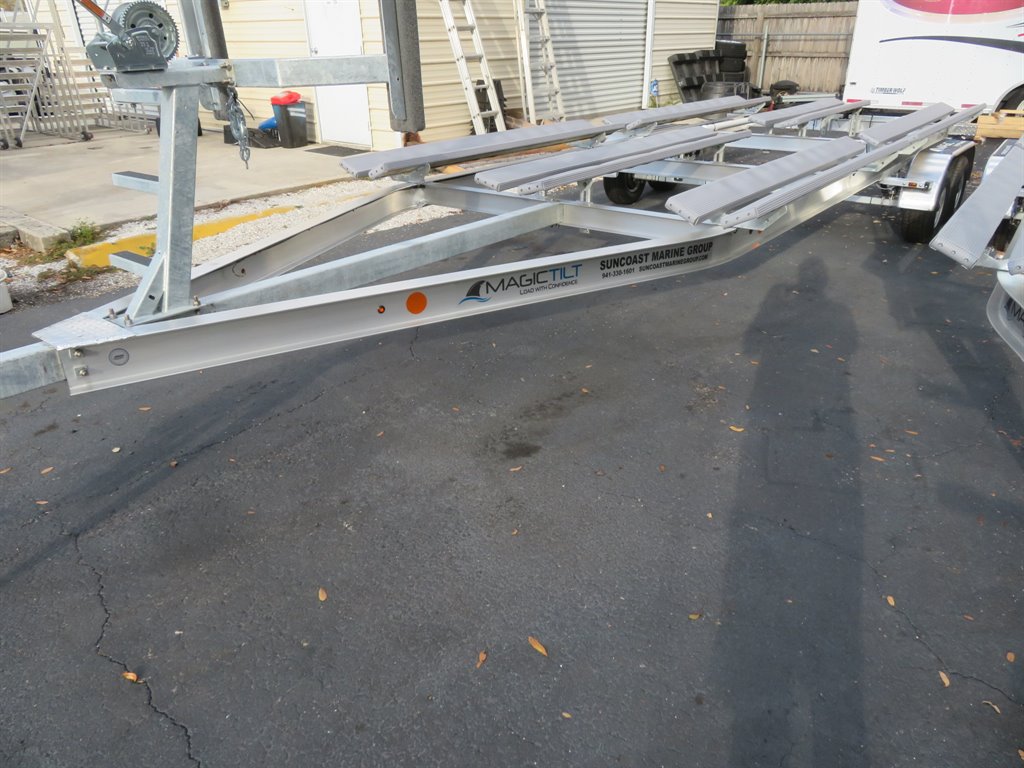2026 MAGIC TILT TRAILERS Magic Tilt Trailers - $6,995