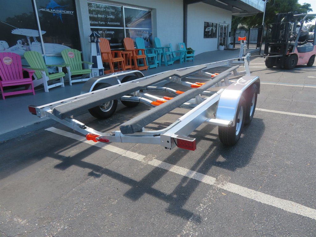 2027 Magic Tilt Trailers Magic Tilt Trailers - $7,995