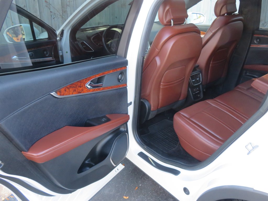 2017 Lincoln MKX - $15,995