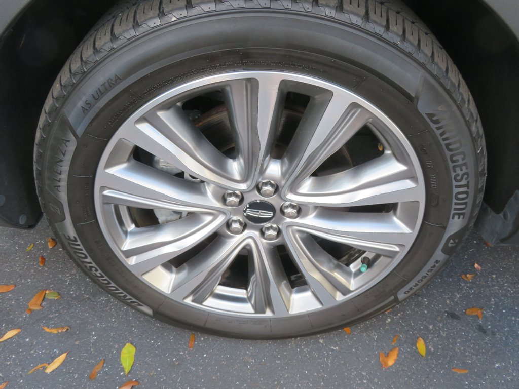 2017 Lincoln MKX - $15,995