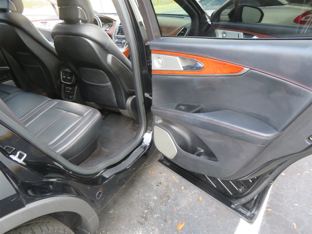 2016 Lincoln MKX - $18,995