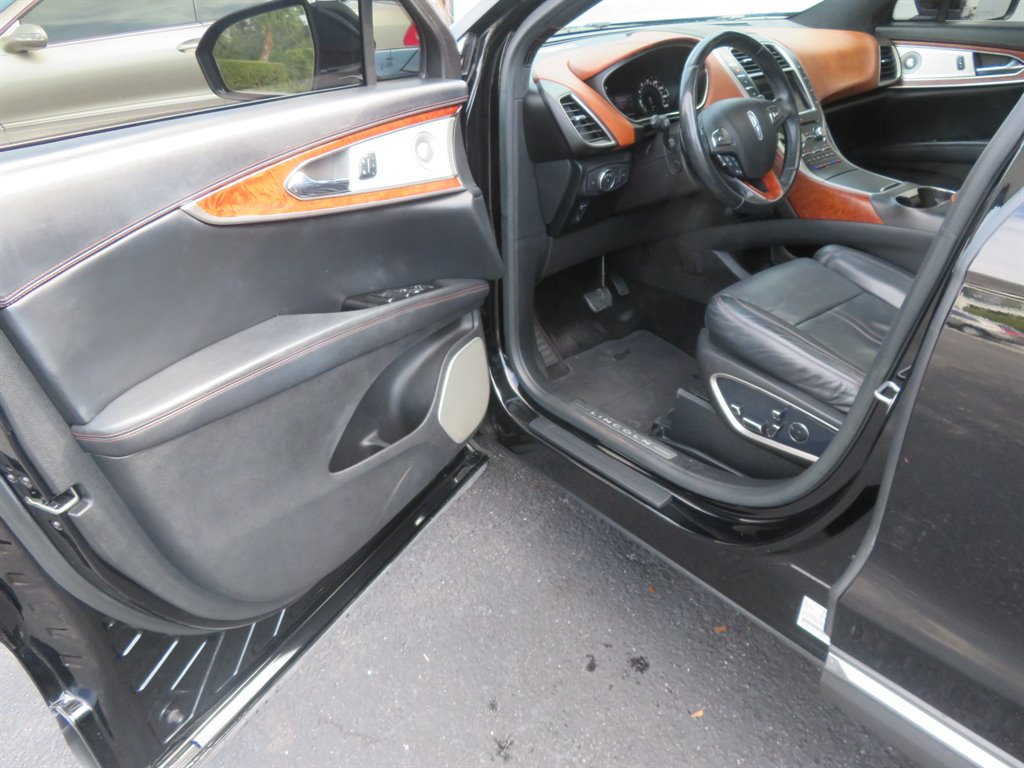 2016 Lincoln MKX - $18,995