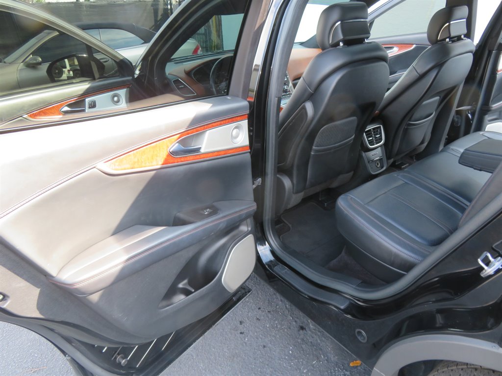 2016 Lincoln MKX - $18,995