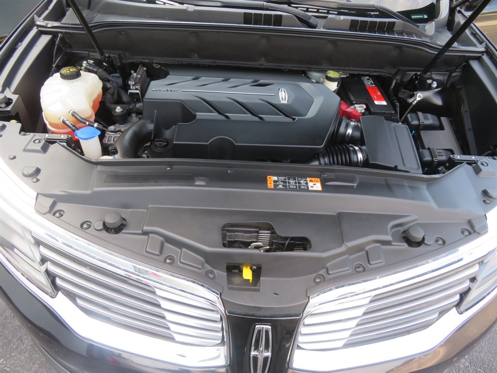 2016 Lincoln MKX - $18,995