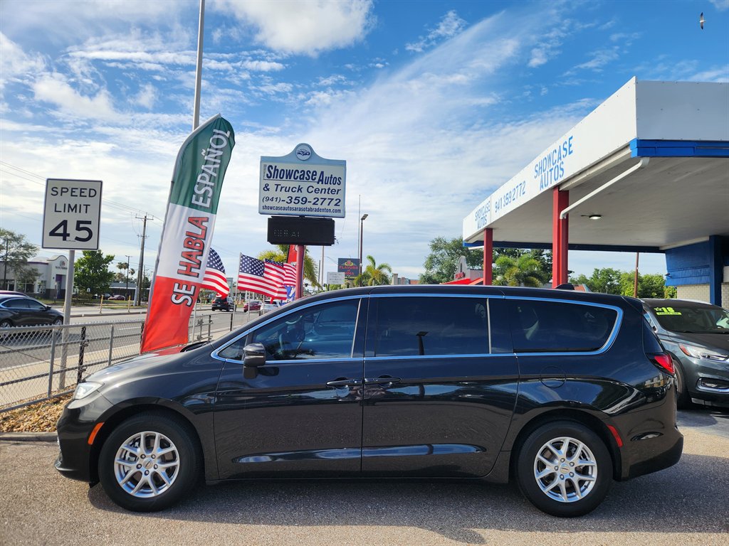 2023 Chrysler Pacifica