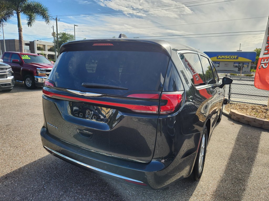 2023 Chrysler Pacifica