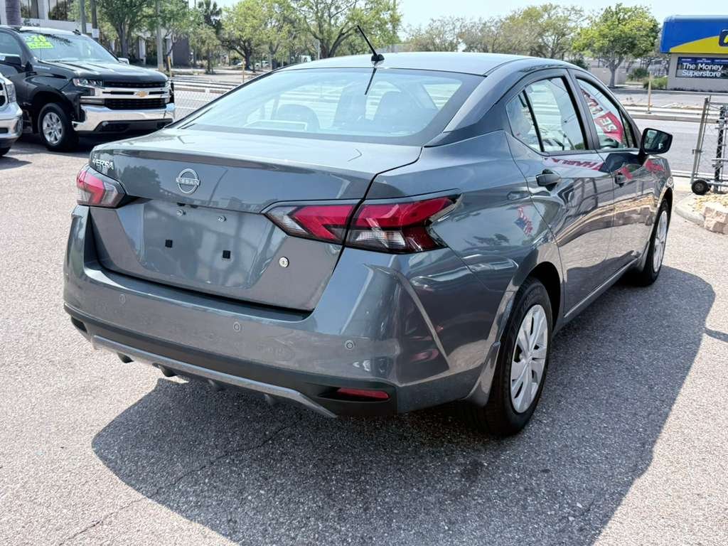 2025 Nissan Versa