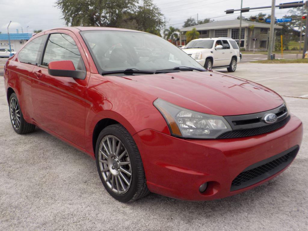 2009 Ford Focus SES photo