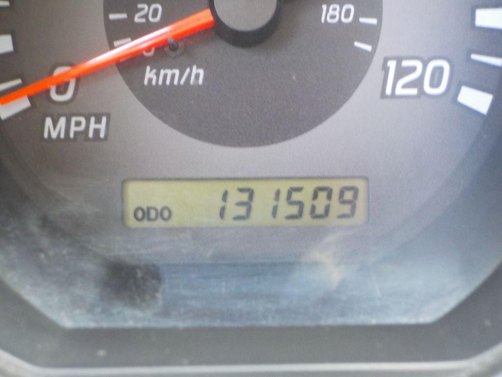2002 Nissan Frontier XE photo