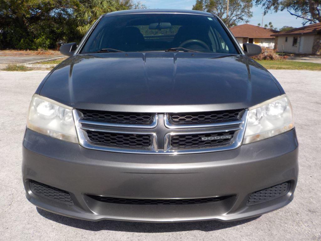 2012 Dodge Avenger SE photo