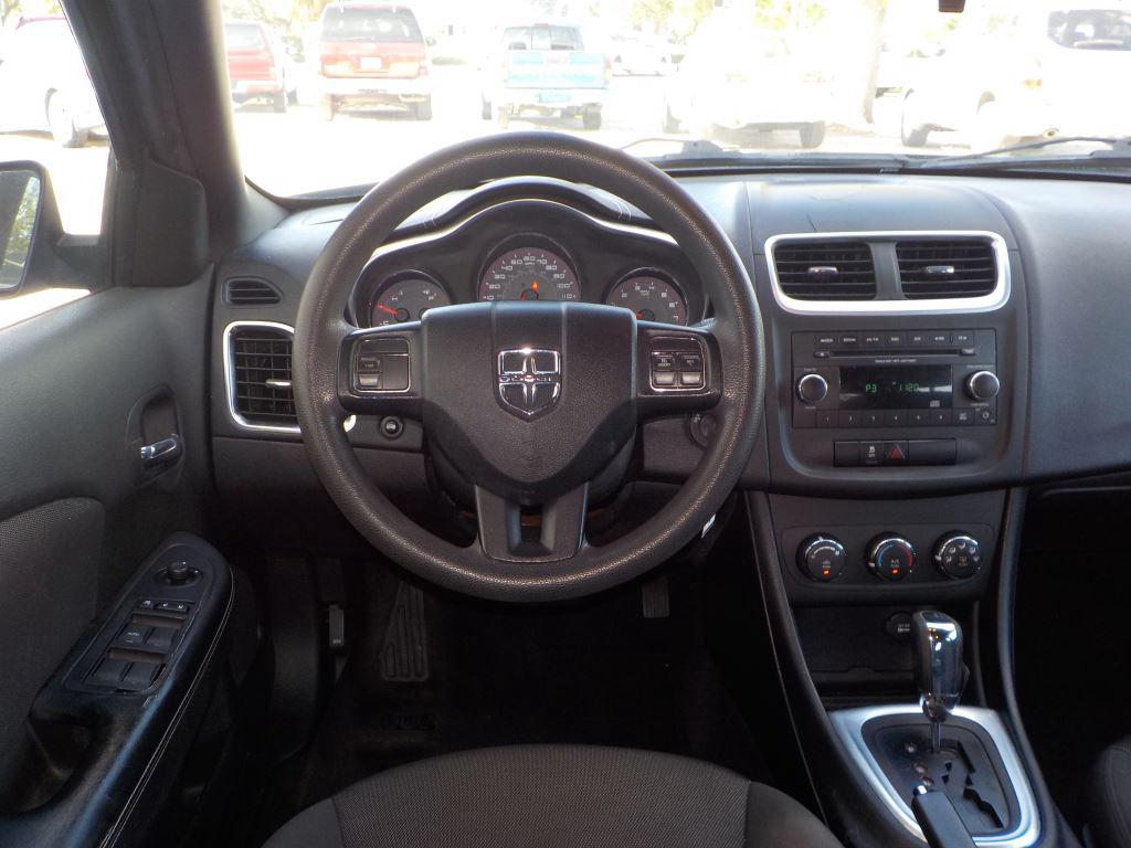 2012 Dodge Avenger SE photo