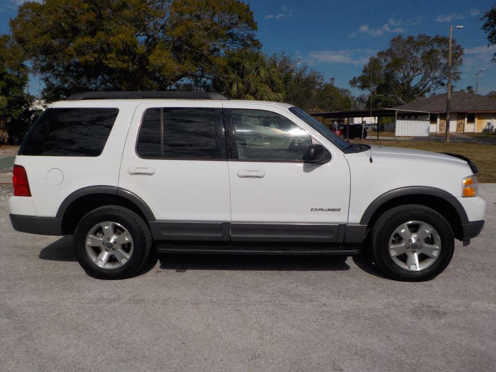 2005 Ford Explorer - $5,995