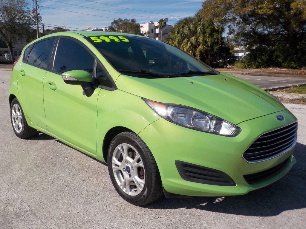 2014 Ford Fiesta SE photo